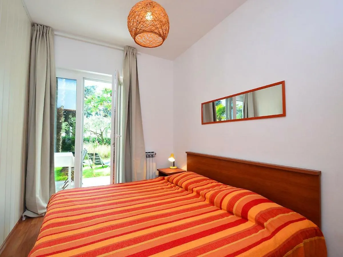 אומאג Apartment Mira-2 By Interhome
